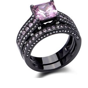 Black and pink ring
